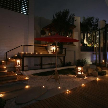 Chateau Boutique Motel Taichung Buitenkant foto
