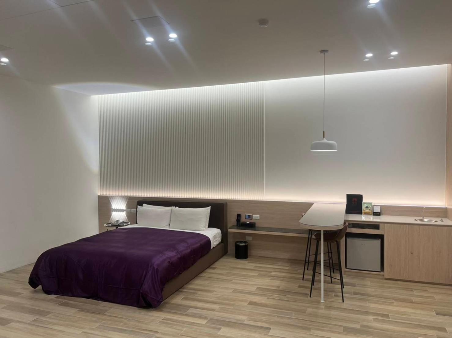 Chateau Boutique Motel Taichung Buitenkant foto