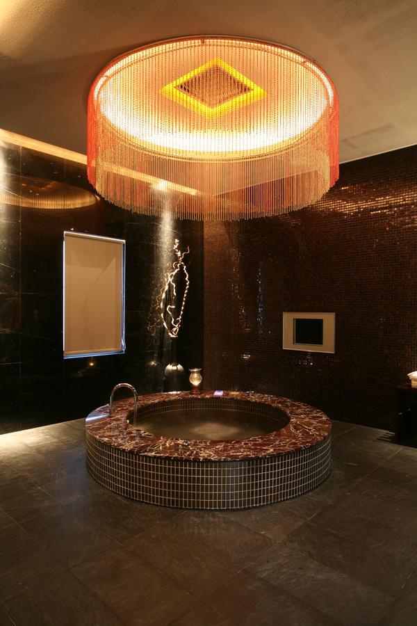 Chateau Boutique Motel Taichung Buitenkant foto