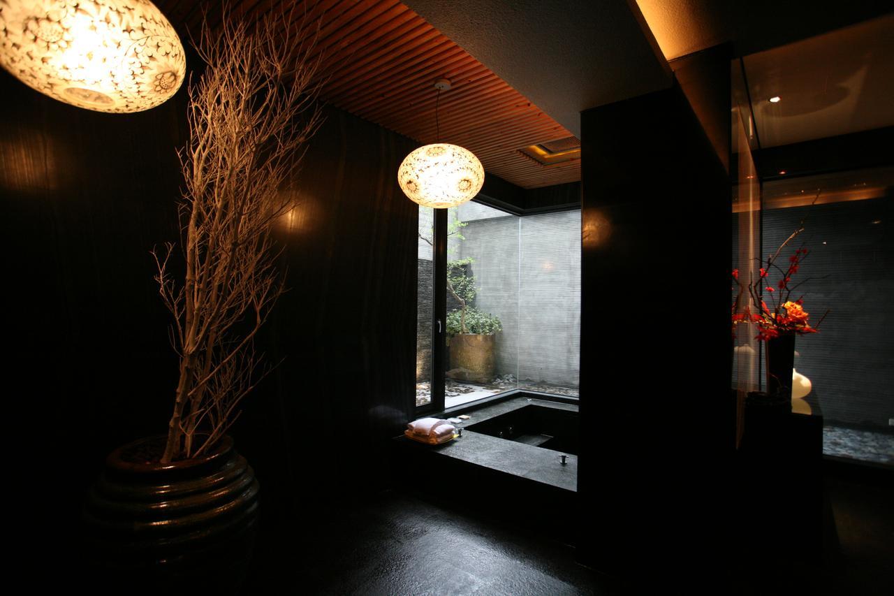 Chateau Boutique Motel Taichung Buitenkant foto