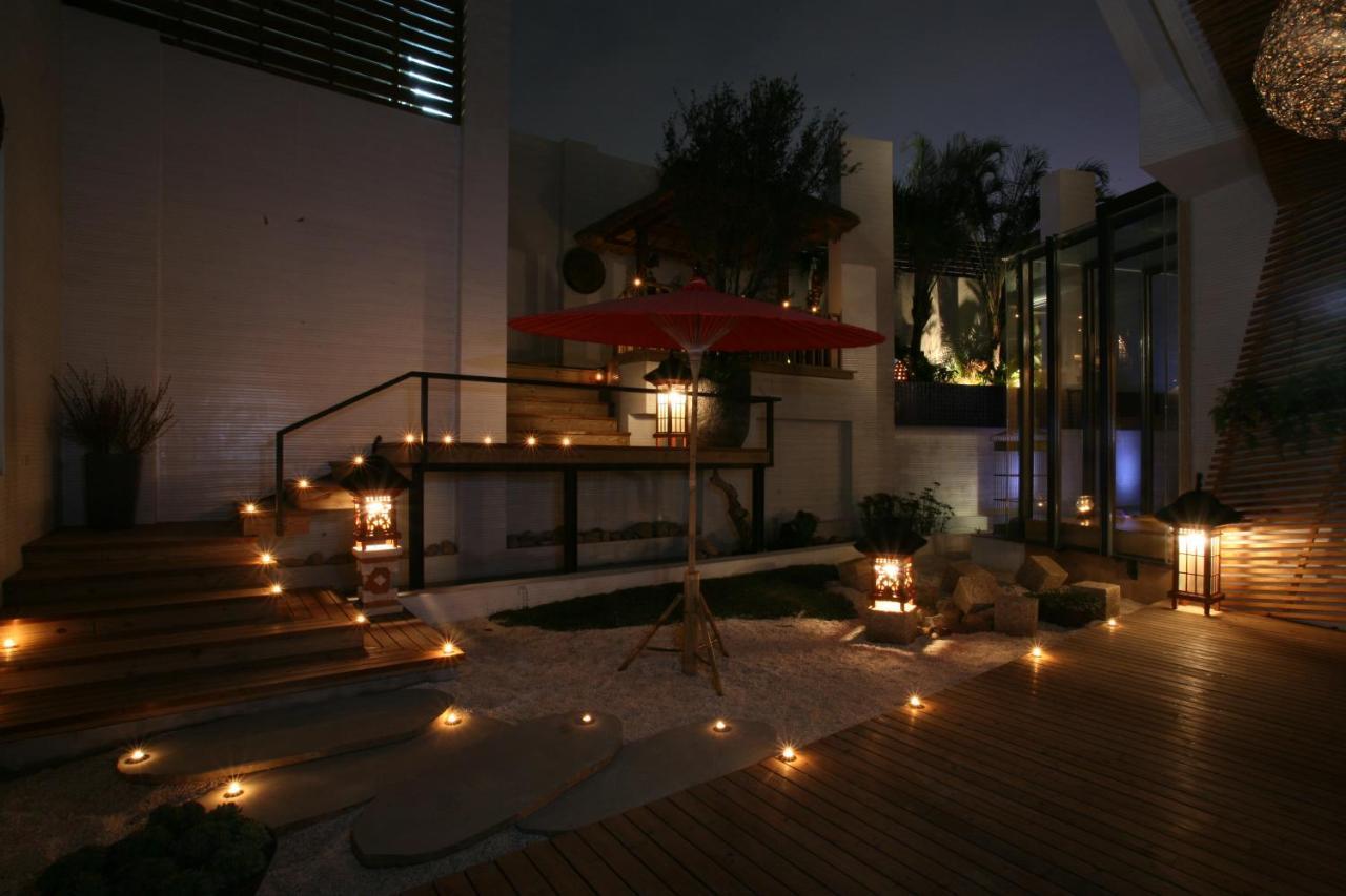 Chateau Boutique Motel Taichung Buitenkant foto
