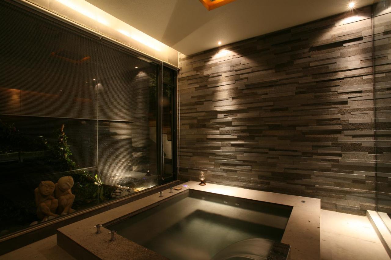 Chateau Boutique Motel Taichung Buitenkant foto