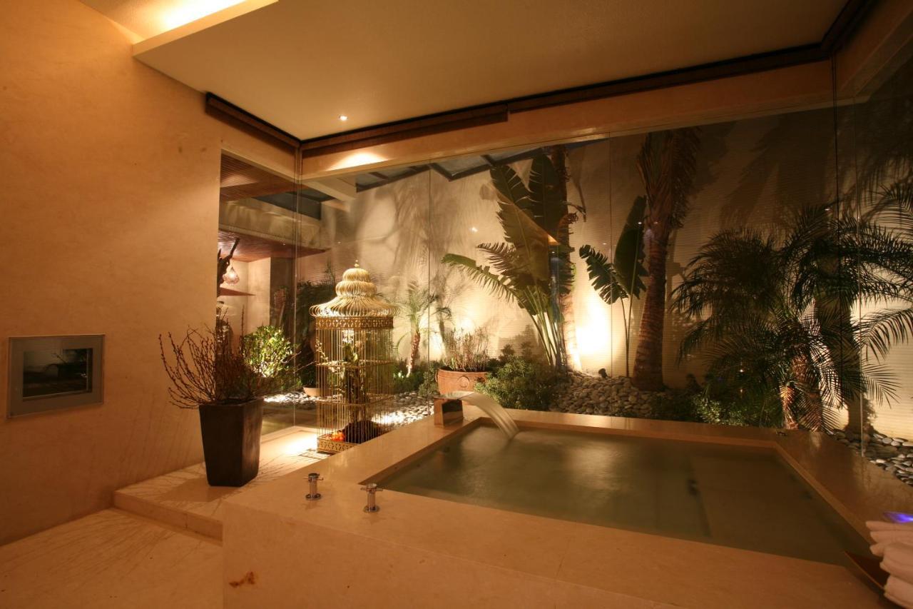 Chateau Boutique Motel Taichung Buitenkant foto